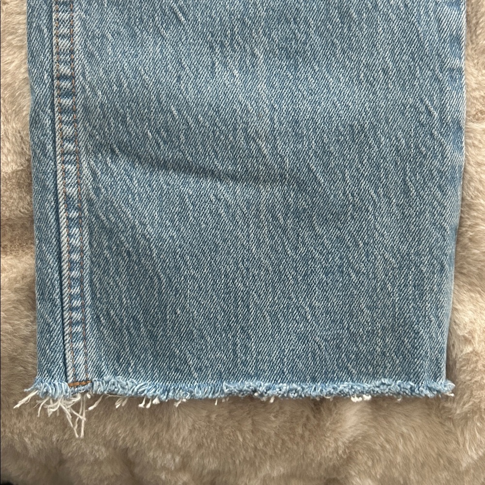 The 90s straight mid rise jeans - Picture 2 of 3